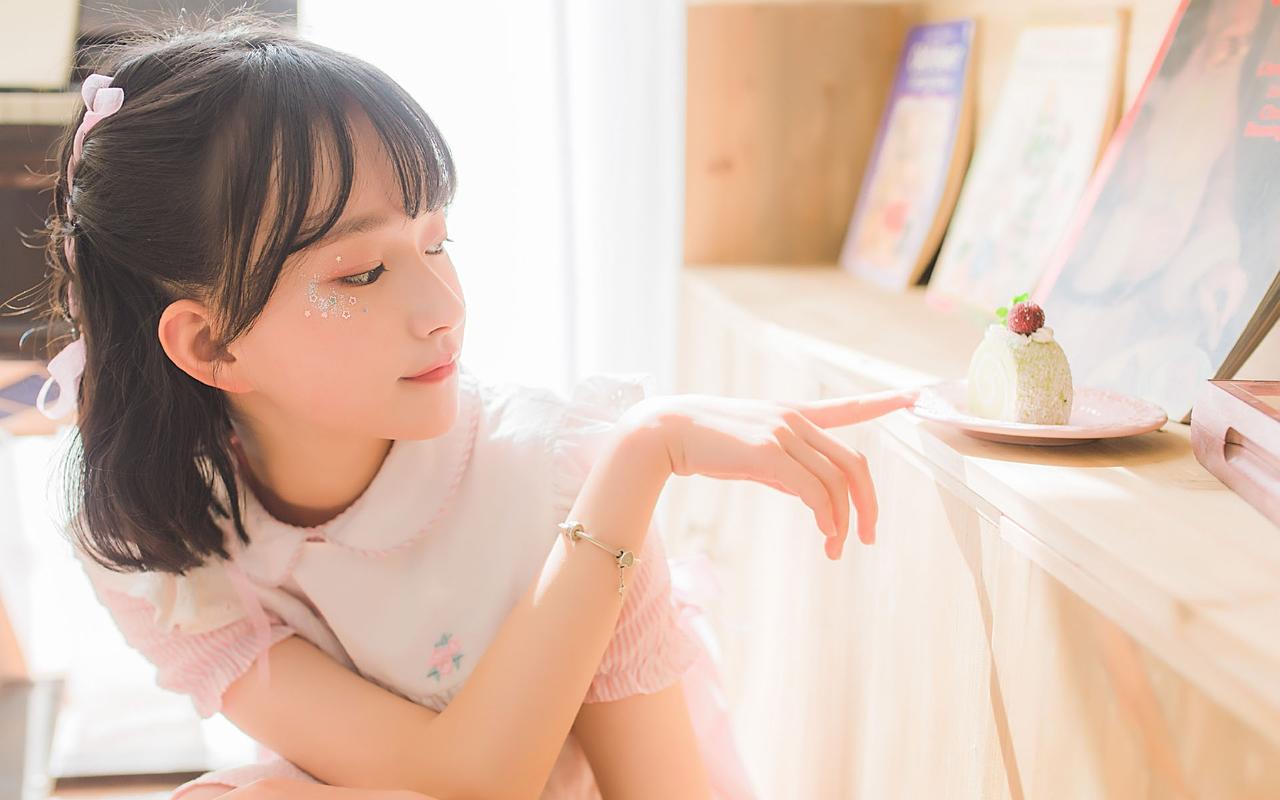 治疗眩晕的方法客厅吊顶装修效果