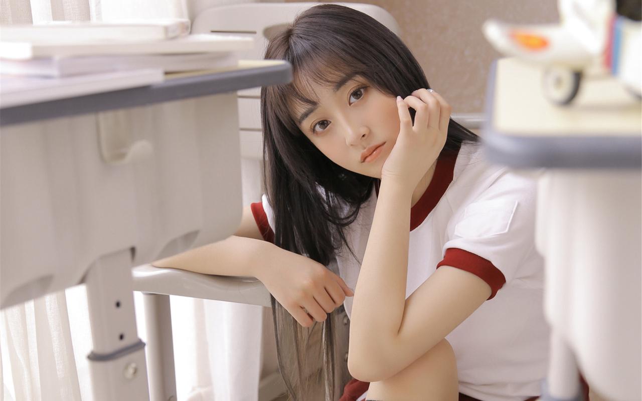 投影仪连接电脑画面不显示