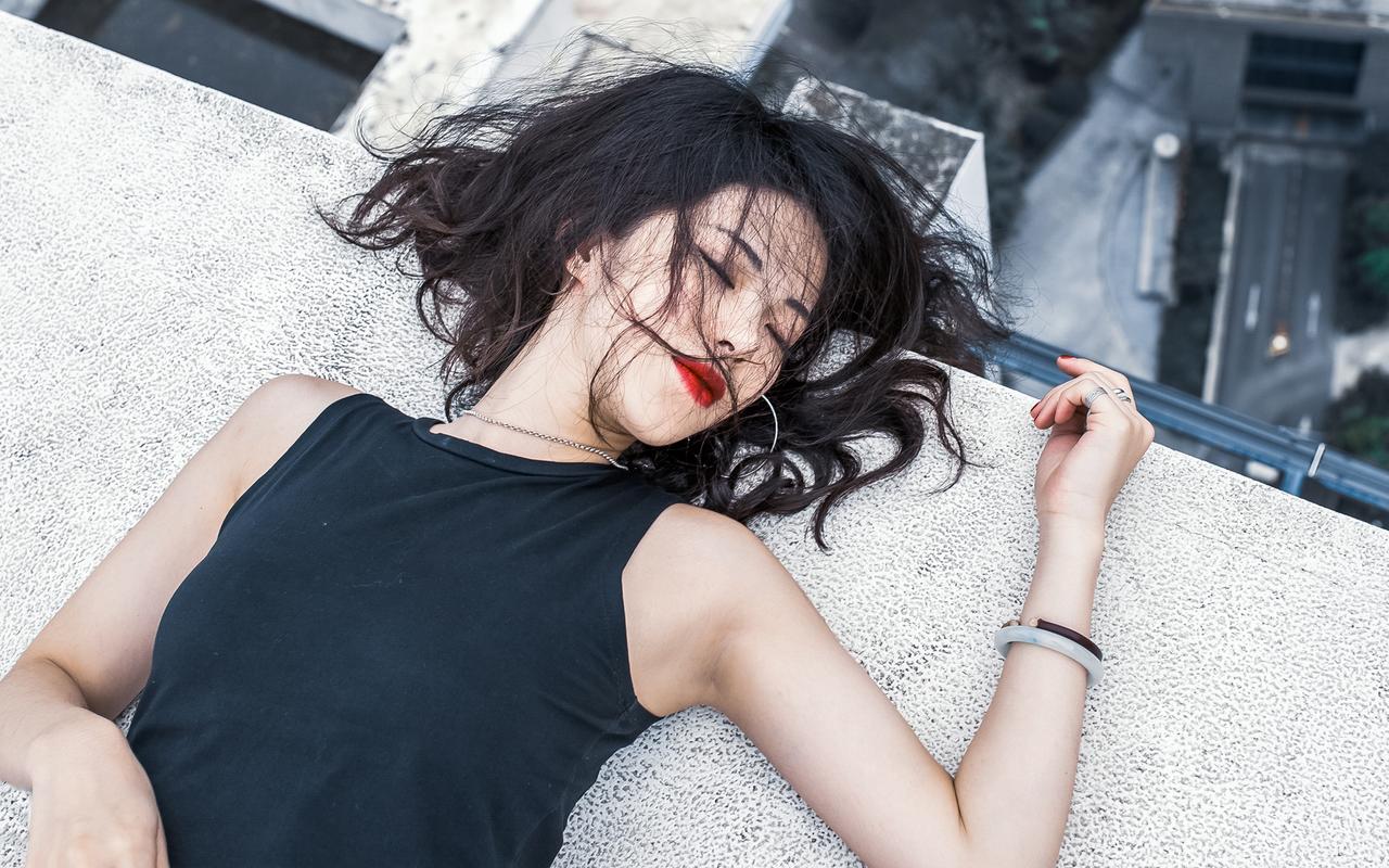 手机起水雾能自己好吗